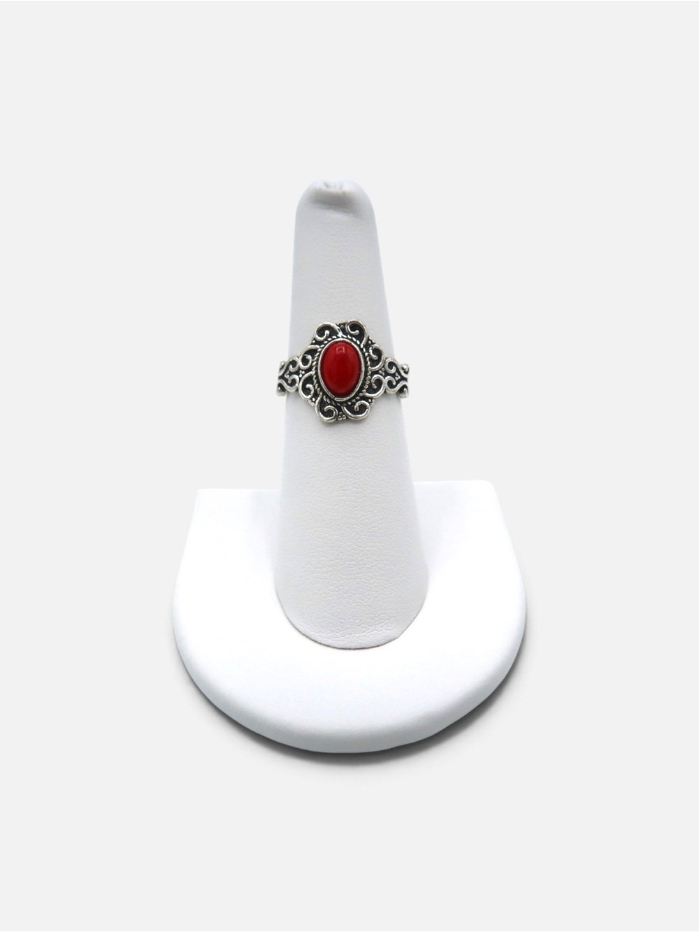 VINTAGE RED CORAL RING